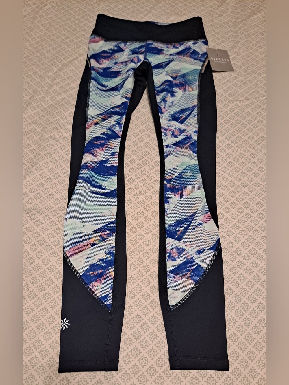 Athleta Navy Leggings with Blue Multicolor Abstract Panels Sz XXS. NWT